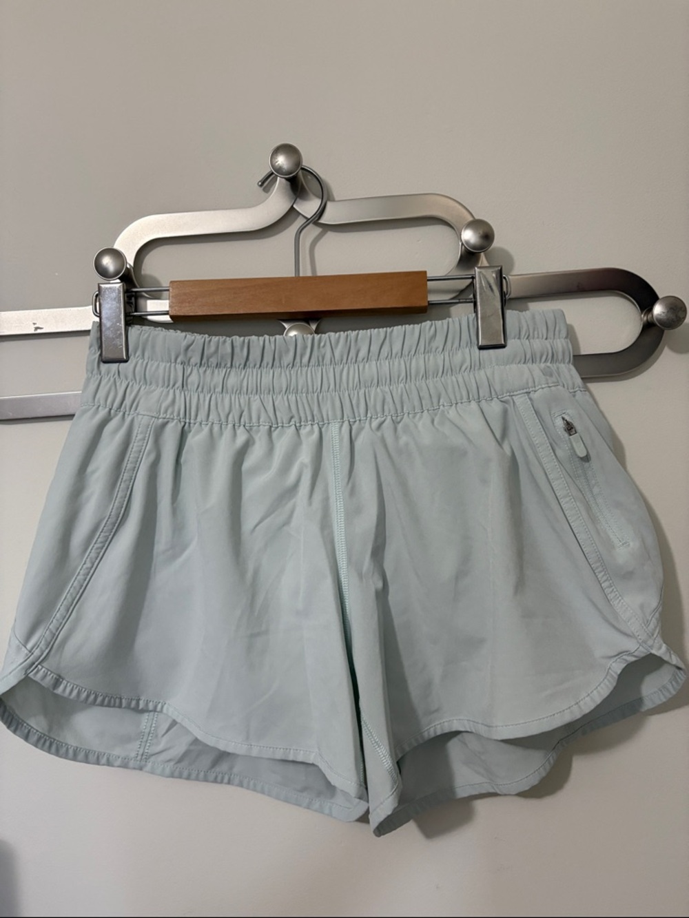 Lululemon Light Blue Women’s Athletic Shorts - Elastic Waist